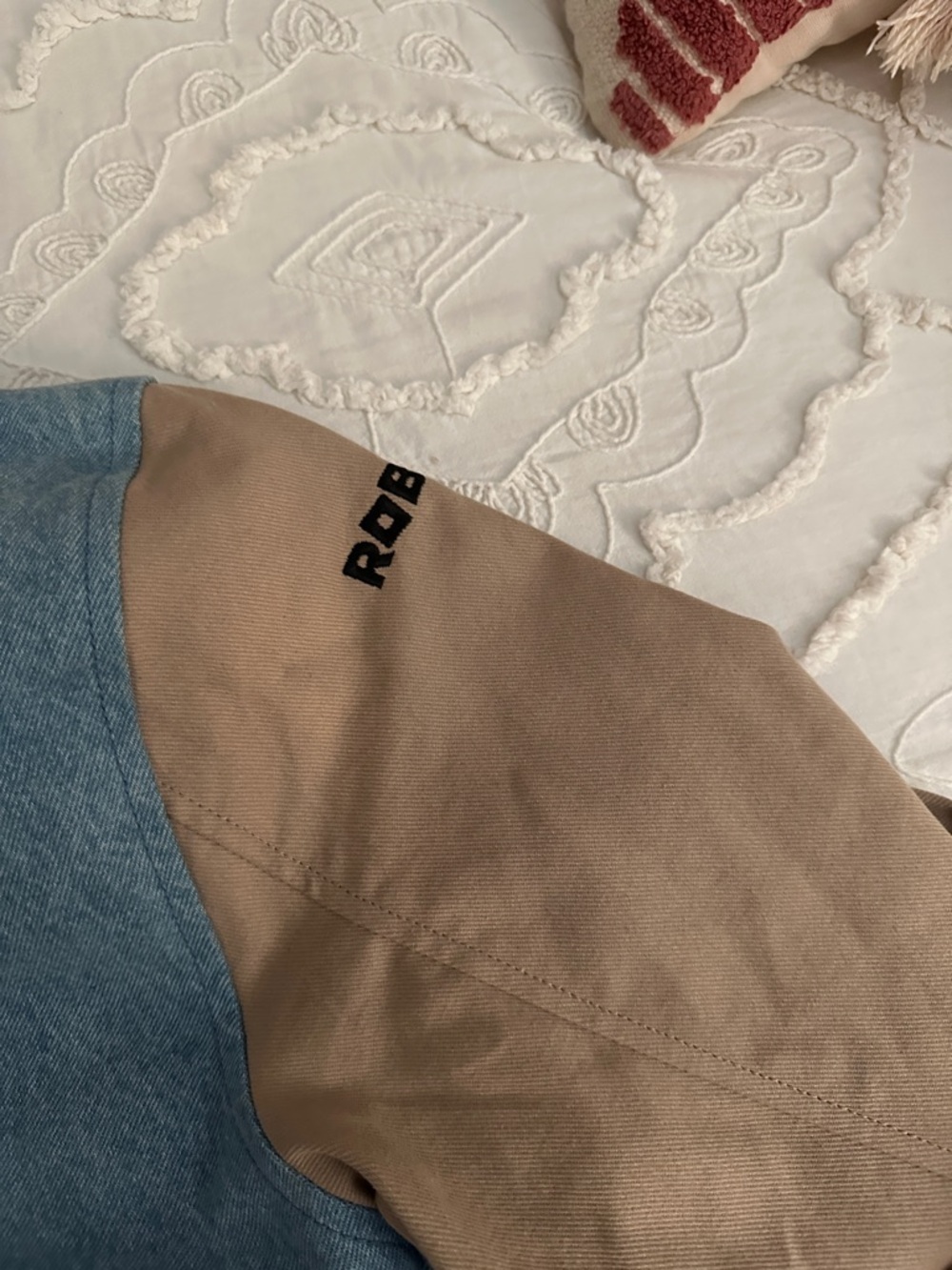 Roblox Two-Tone Denim & Beige Jacket - Picture 7 of 8